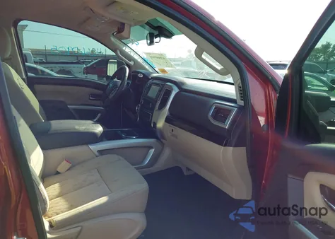 2017 Nissan Titan Xd Sv Diesel z USA, uszkodzony, nr VIN 1N6BA1F40HN576009